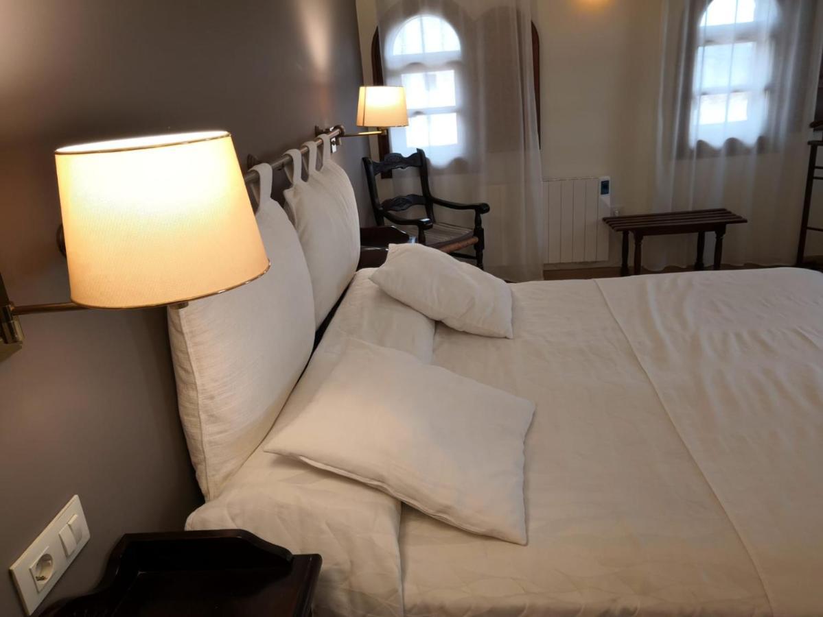 Hotel Cardenal Ram Морелья Екстер'єр фото